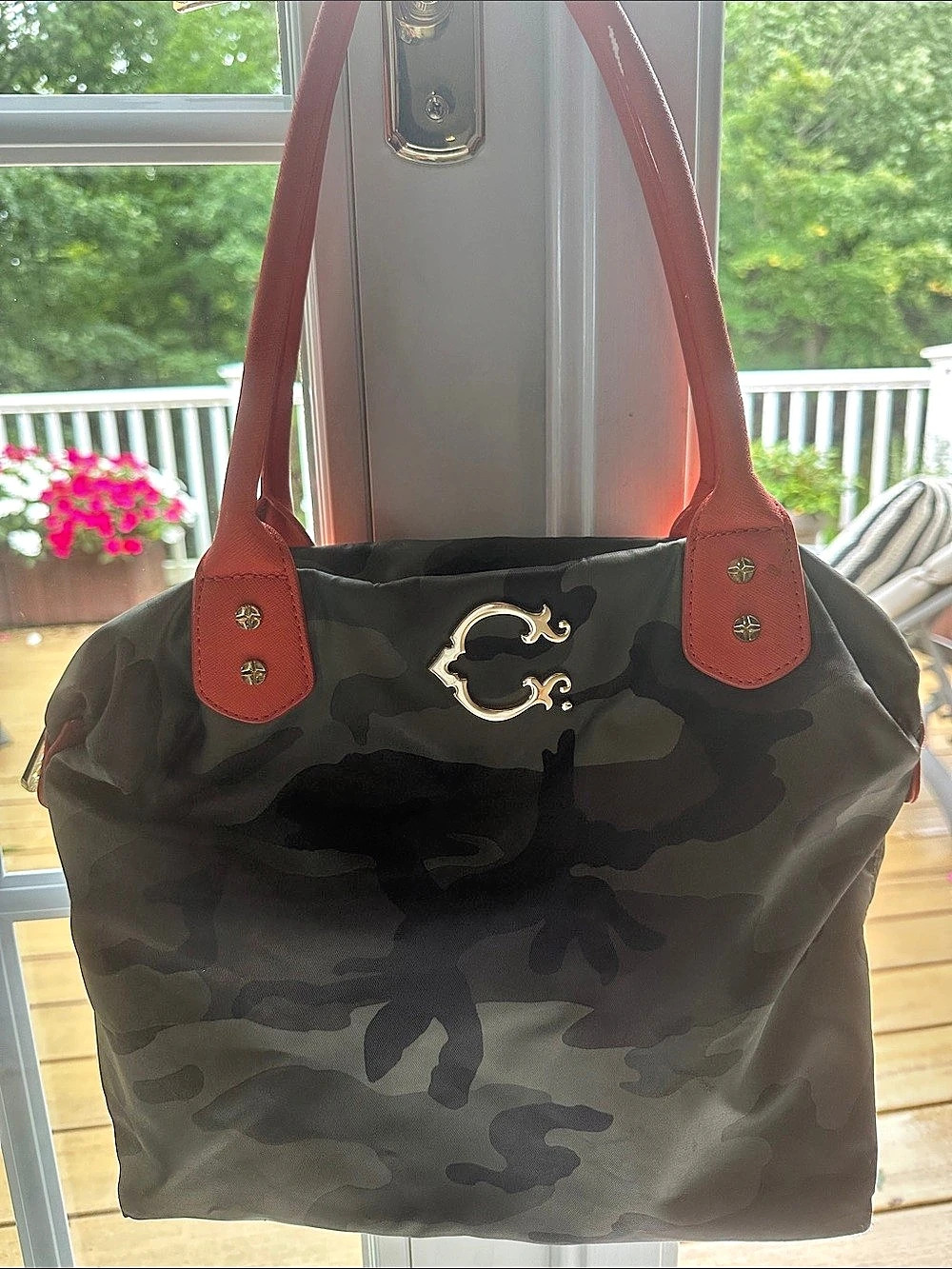Camo Tote in Black & Green